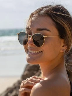 Dollboxx Aspen - Black on Gold Sunglasses 12 Dollboxx Aspen - Black on Gold Sunglasses -Dollboxx Import Shop Aspen Black on Gold Sunglasses Sunglasses dollboxx 5 e84b7176 8a62 42db bb03 278ee6e0411a