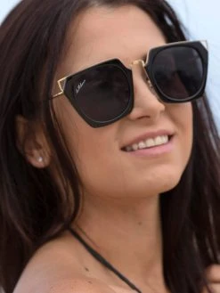 Dollboxx Camilla - Black Sunglasses 18 Dollboxx Camilla - Black Sunglasses -Dollboxx Import Shop Camilla Black Sunglasses Sunglasses dollboxx 7 63376607 7ccb 462d b264 1b3559888f08