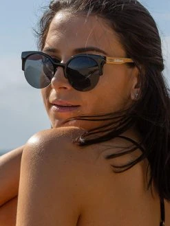 Dollboxx Deja Vu - Black Sunglasses 21 Dollboxx Deja Vu - Black Sunglasses -Dollboxx Import Shop Deja Vu Black Sunglasses Sunglasses dollboxx 9 ce9c7688 da63 476b a794 7a8398c945e1