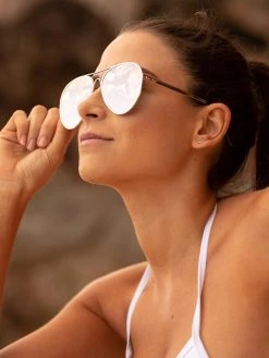 Dollboxx Encore - Rose Gold Sunglasses 12 Dollboxx Encore - Rose Gold Sunglasses -Dollboxx Import Shop Encore Rose Gold Sunglasses Sunglasses dollboxx 6 59b1ca71 4a94 49dc 86e2 27c333184247