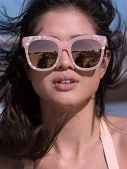 Dollboxx Hold Up - Pink Opal Sunglasses -Dollboxx Import Shop Hold Up Pink Opal Sunglasses Sunglasses dollboxx 4 b1a8fe5f 36cf 4bd9 a08f 3b8328720e10