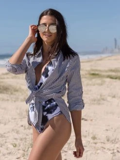 Dollboxx Milkshake Boyfriend Top - Black -Dollboxx Import Shop Milkshake Boyfriend Top Black Clothing Tops dollboxx 14 ddfb0480 0ab5 4069 8c4b 5b14f3dc551d