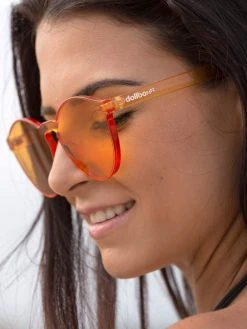 Dollboxx Polli - Gold Sunglasses -Dollboxx Import Shop Polli Gold Sunglasses Sunglasses dollboxx 8 5b2aeff2 819f 4ce0 9ee3 b2d373fbd7f4