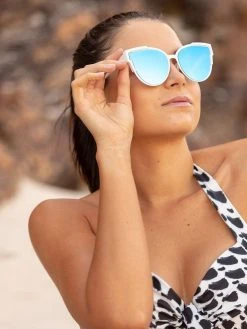Dollboxx Slay White Luxe - Blue/Aqua Sunglasses -Dollboxx Import Shop Slay White Luxe BlueAqua Sunglasses Sunglasses dollboxx 7