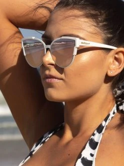 Dollboxx Slay White Luxe - Rose Gold Sunglasses -Dollboxx Import Shop Slay White Luxe Rose Gold Sunglasses Sunglasses dollboxx 3