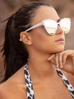 Dollboxx Slay White Luxe - Rose Gold Sunglasses -Dollboxx Import Shop Slay White Luxe Rose Gold Sunglasses Sunglasses dollboxx 6