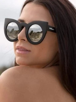 Dollboxx Tammy - Silver Black Sunglasses -Dollboxx Import Shop Tammy Silver Black Sunglasses Sunglasses dollboxx 18 b582a897 2a00 4ece a1b1 241a45a3b809