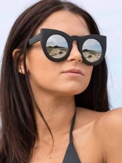 Dollboxx Tammy - Silver Black Sunglasses -Dollboxx Import Shop Tammy Silver Black Sunglasses Sunglasses dollboxx 9 d50dabee 4e17 4485 b88b de965aa077fd